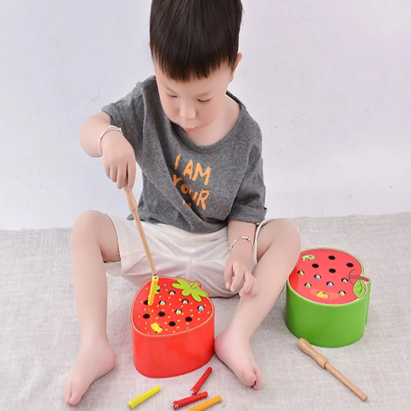 Magnet Strawberry Catch Worms Board Fishing Game for kids Magnetic Catching Caterpillar Montessori Educational Toys Baby Gift